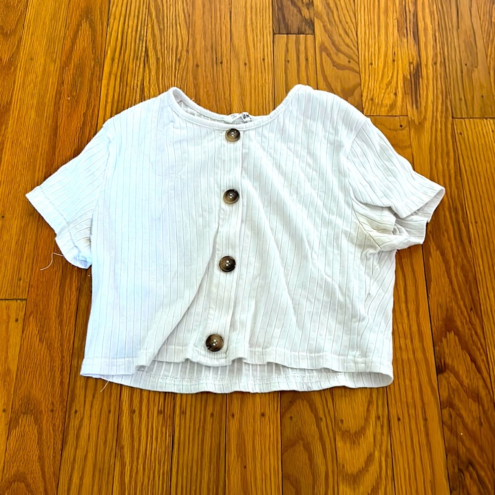Cute crop top